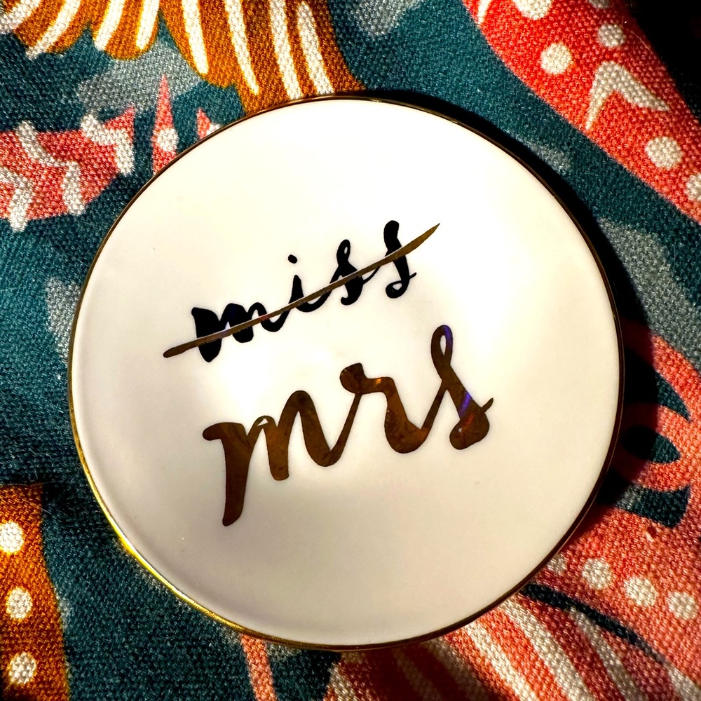 KATE SPADE RING DISH!! GWP!!